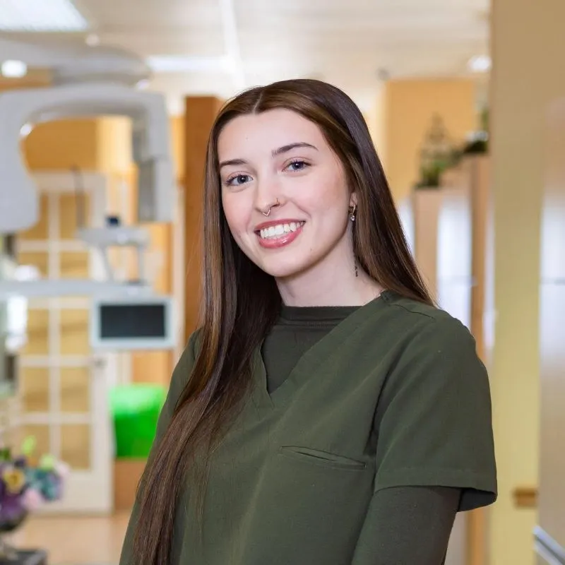 Alyssa, Registered Dental Assistants
