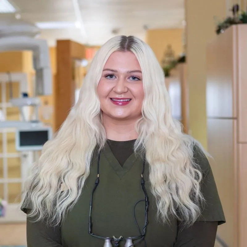 Lauren, Registered Dental Hygienists